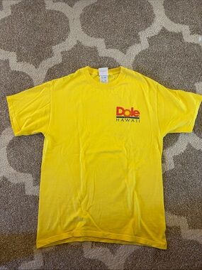 VINTAGE 2000s DOLE Hawaii Short Sleeve Crewneck T-Shirt - Yellow